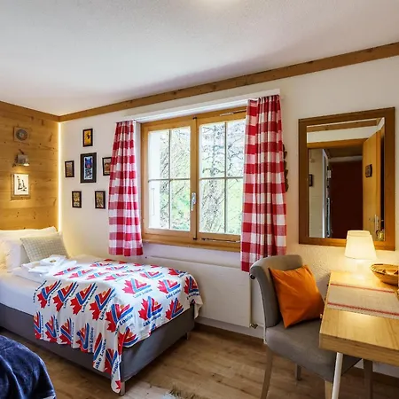 Bergkristall Apartament *